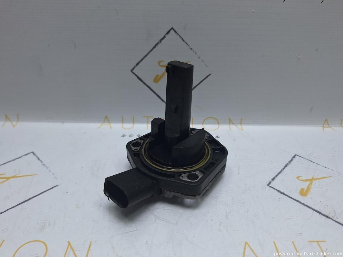 Senzor nivel ulei VOLKSWAGEN GOLF V (1K1) [ 2003 - 2009 ] TDI (BKC, BLS, BXE) 77KW|105HP OEM 1J0907660C