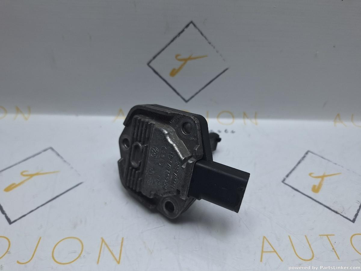 Senzor nivel ulei VOLKSWAGEN GOLF V (1K1) [ 2003 - 2009 ] TDI (BKC, BLS, BXE) 77KW|105HP OEM 1J0907660C