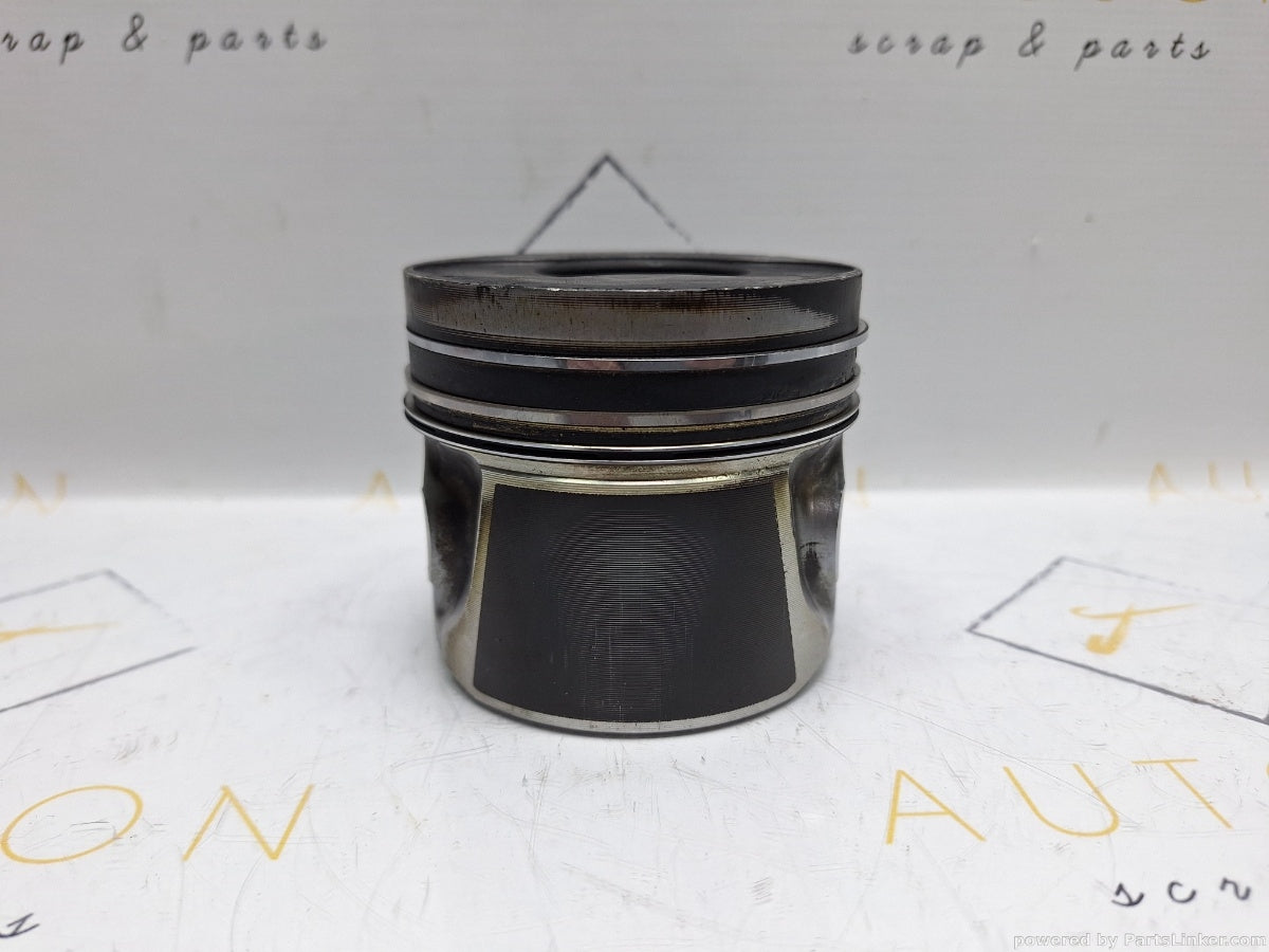 Piston cilindru 1/2 VOLKSWAGEN GOLF V (1K1) [ 2003 - 2009 ] TDI (BKC, BLS, BXE) 77KW|105HP MAHLE 79L59