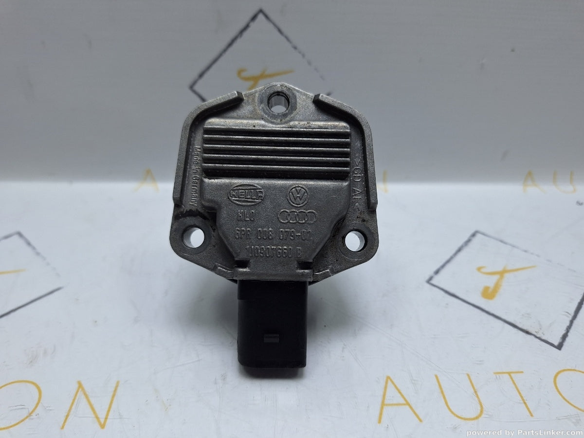 Senzor nivel ulei VOLKSWAGEN GOLF V (1K1) [ 2003 - 2009 ] TDI (BKC, BLS, BXE) 77KW|105HP 1J0907660B