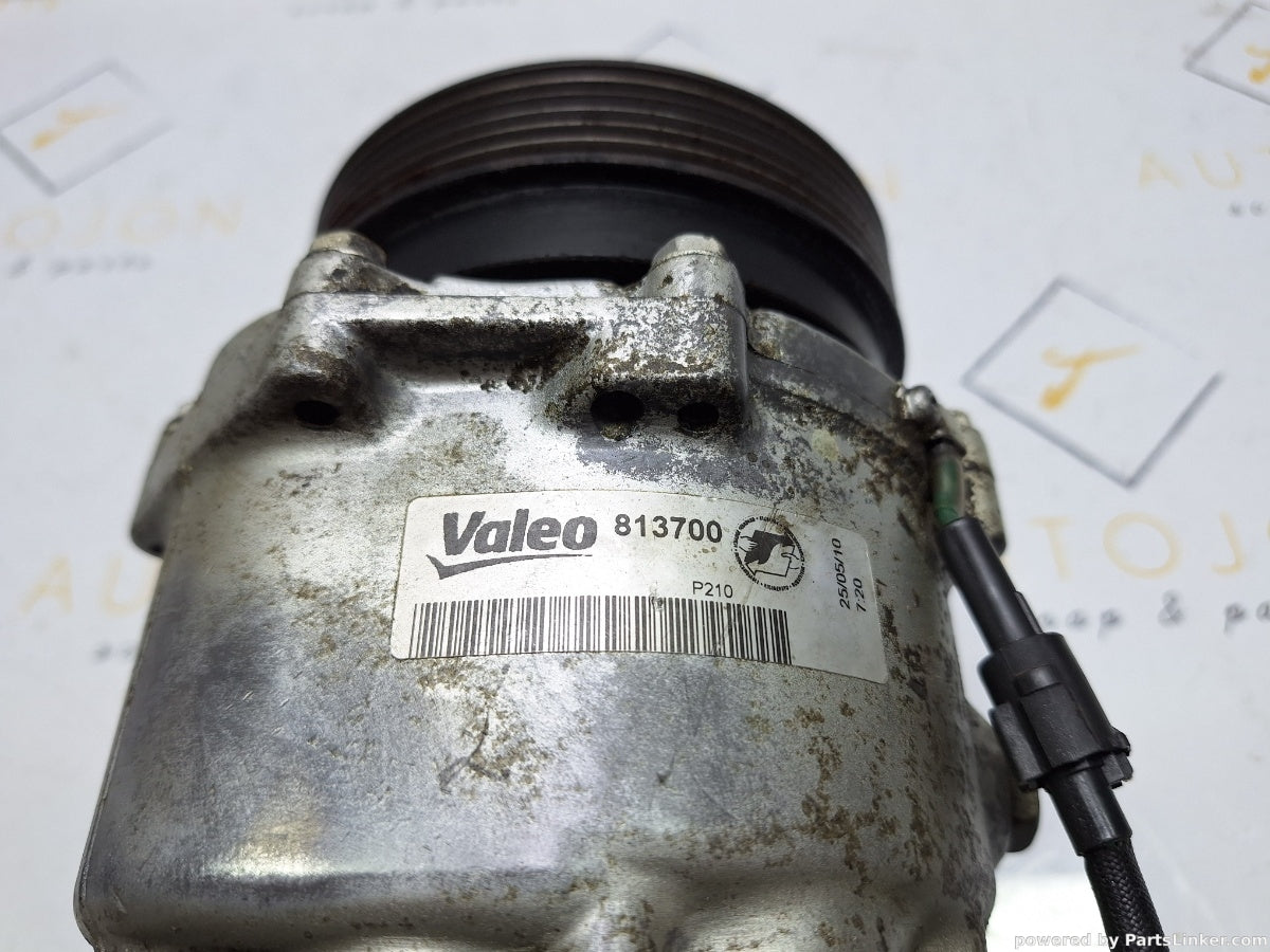 Compresor AC VOLKSWAGEN GOLF IV (1J1) [ 1997 - 2007 ] TDI (ATD, AXR) 74KW|101HP Valeo 813700