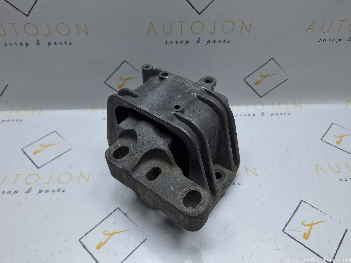 Tampon motor VOLKSWAGEN GOLF V (1K1) [ 2003 - 2009 ] TDI 16V (BKD) 103KW|140HP OEM 1K0199262BBTampon motor VOLKSWAGEN GOLF V (1K1) [ 2003 - 2009 ] TDI 16V (BKD) 103KW|140HP 1K0199262BB