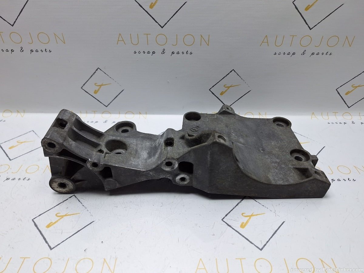 Suport accesorii VOLKSWAGEN GOLF V (1K1) [ 2003 - 2009 ] TDI 16V (BKD) 103KW|140HP 03G903143A