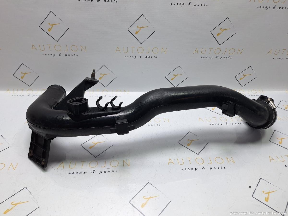 Conducta intercooler VOLKSWAGEN PASSAT Estate (3B5) [ 1997 - 2001 ] TDI (AJM, ATJ) 85KW|115HP OEM 8D0145840L
