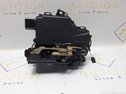 Broasca usa stanga fata VOLKSWAGEN PASSAT Estate (3B5) [ 1997 - 2001 ] TDI (AJM, ATJ) 85KW|115HP 6X1837013H