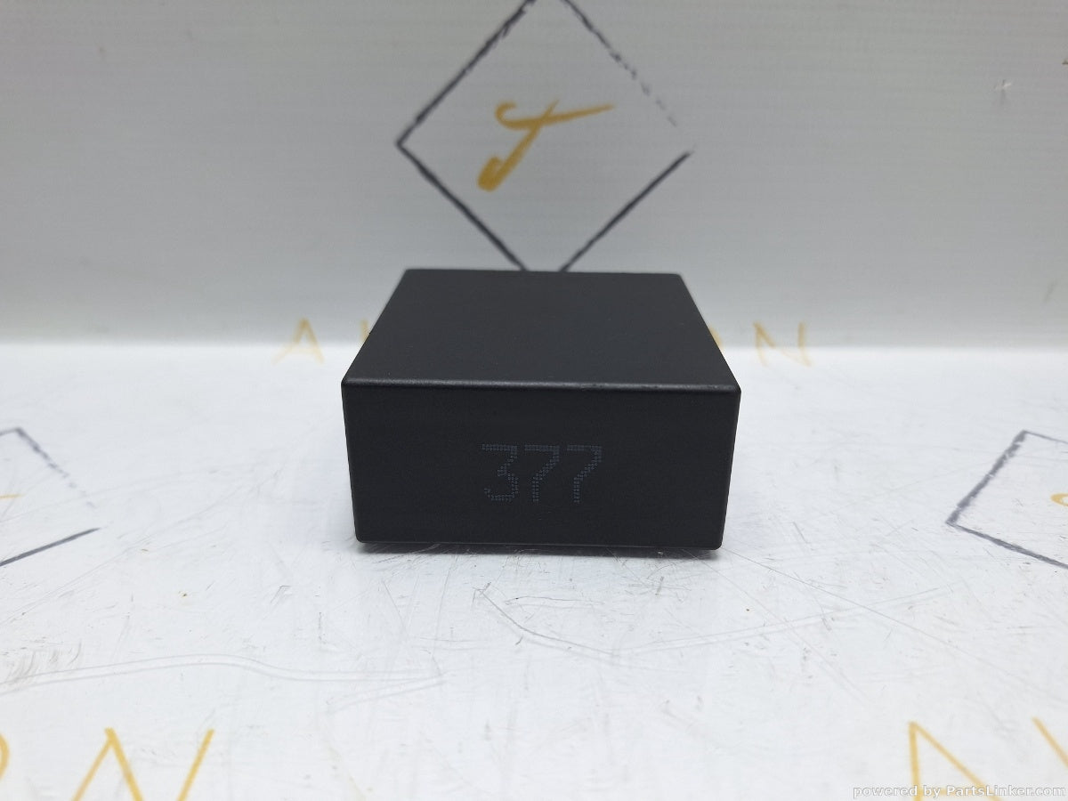 Releu stergatoare VOLKSWAGEN PASSAT Estate (3B5) [ 1997 - 2001 ] TDI (AJM, ATJ) 85KW|115HP 4B0955531A