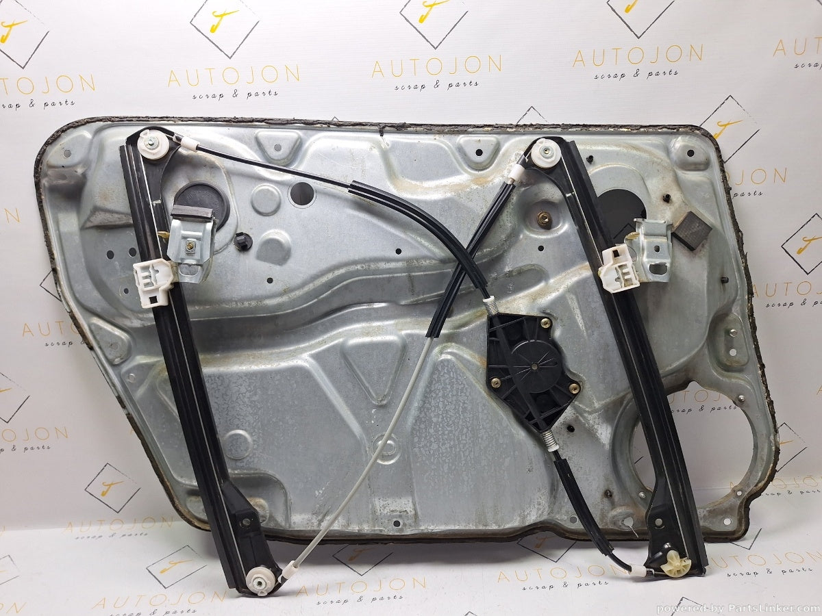 Macara geam dreapta fata VOLKSWAGEN PASSAT Estate (3B5) [ 1997 - 2001 ] TDI (AJM, ATJ) 85KW|115HP 3B4837752EG