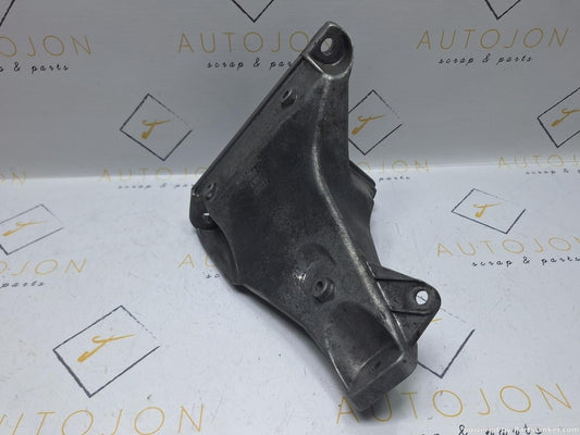 Suport motor Dreapta VOLKSWAGEN PASSAT Estate (3B5) [ 1997 - 2001 ] TDI (AJM, ATJ) 85KW|115HP OEM 8D0199308N