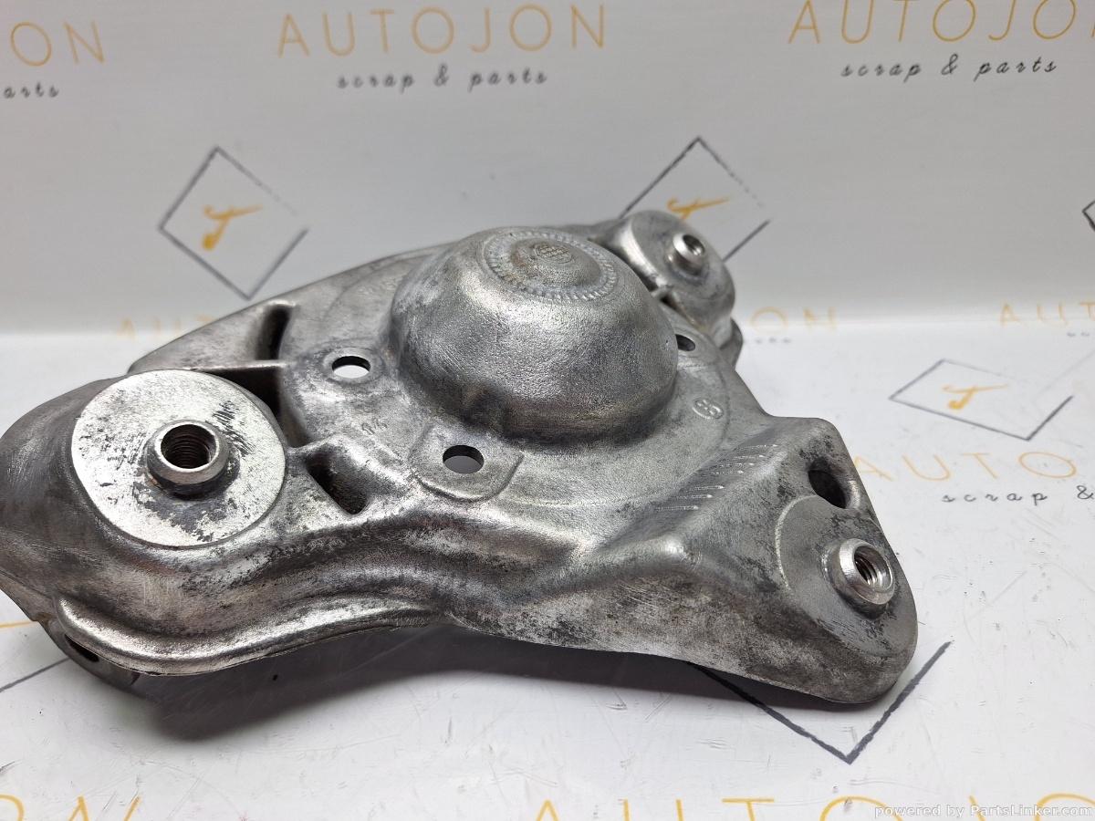 Flansa amortizor fata VOLKSWAGEN PASSAT Estate (3B5) [ 1997 - 2001 ] TDI (AJM, ATJ) 85KW|115HP OEM 8D0412383E