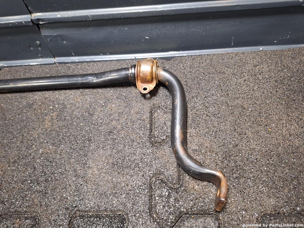 Bara stabilizatoare fata VOLKSWAGEN PASSAT Estate (3B5) [ 1997 - 2001 ] TDI (AJM, ATJ) 85KW|115HP OEM 8D0411309M