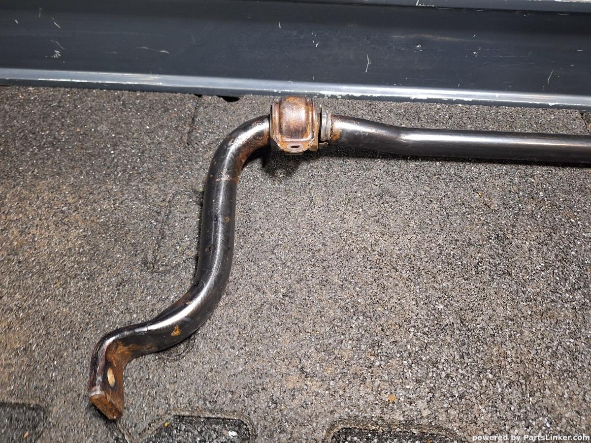 Bara stabilizatoare fata VOLKSWAGEN PASSAT Estate (3B5) [ 1997 - 2001 ] TDI (AJM, ATJ) 85KW|115HP OEM 8D0411309M