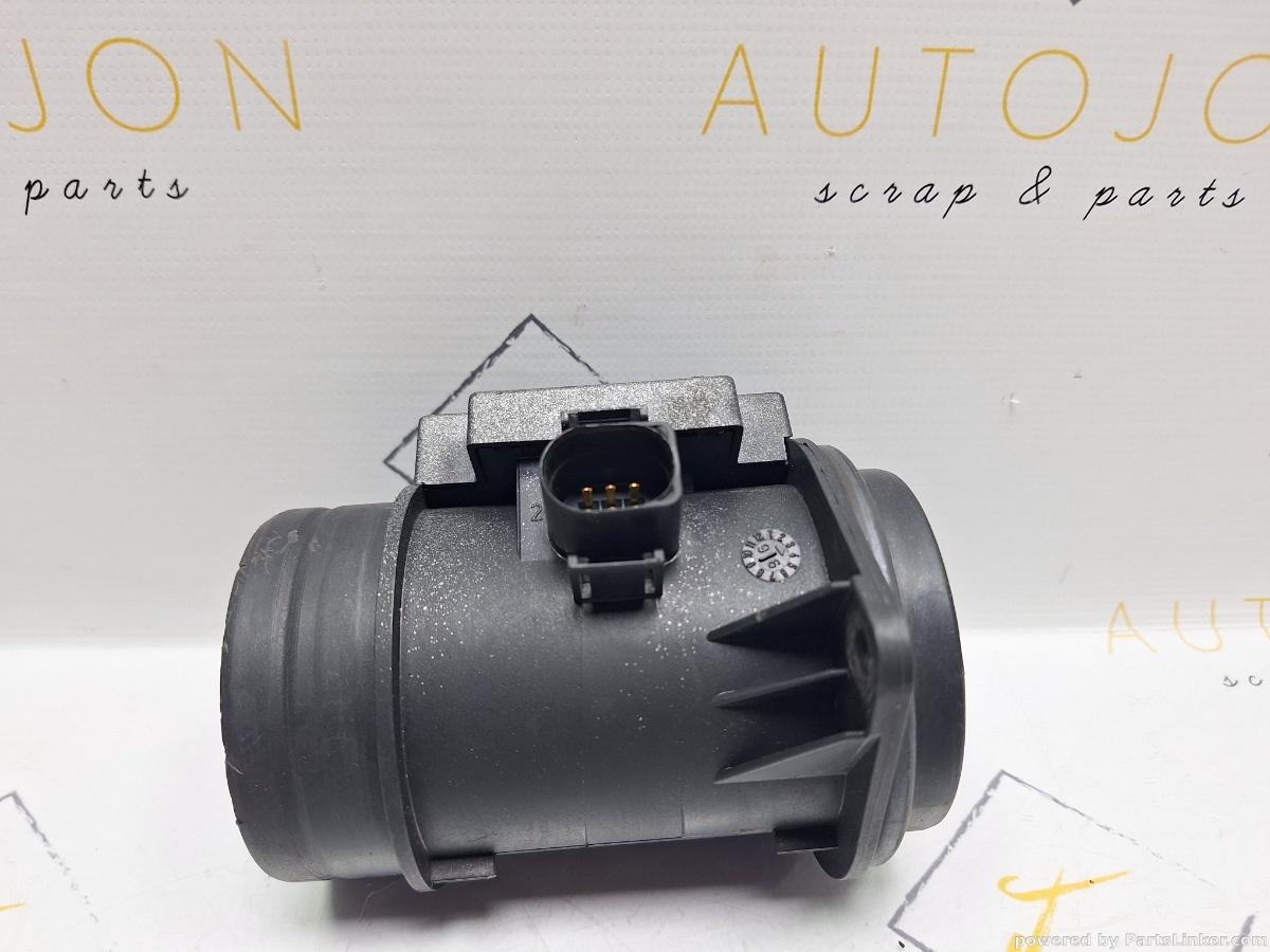 Debitmetru aer VOLKSWAGEN GOLF III Variant (1H5) [ 1993 - 1999 ] TDI (1Z, AHU, ALE) 66KW|90HP OEM 074906461