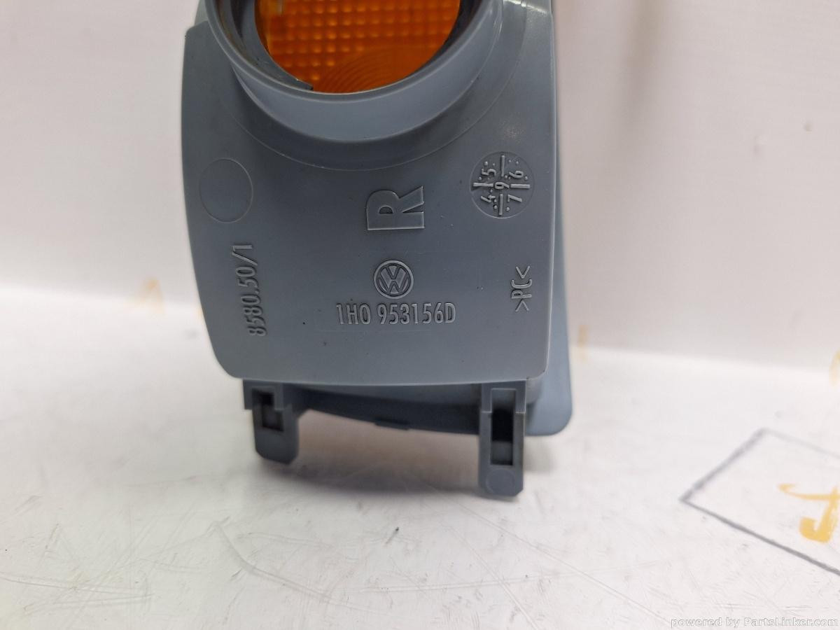 Semnalizare VOLKSWAGEN GOLF III Variant (1H5) [ 1993 - 1999 ] TDI (1Z, AHU, ALE) 66KW|90HP OEM 1H0953156D
