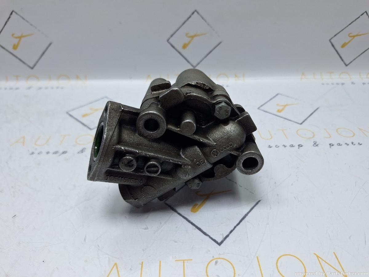 Pompa ulei VOLKSWAGEN GOLF III Variant (1H5) [ 1993 - 1999 ] TDI (1Z, AHU, ALE) 66KW|90HP OEM 026115153A