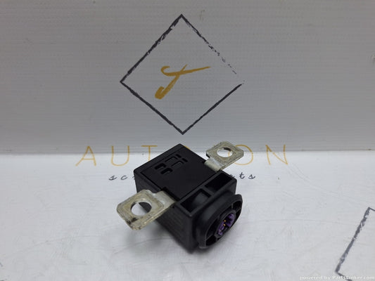 Capsa borna plus AUDI A6 III Avant (4F5, C6) [ 2005 - 2011 ] TDI (BLB, BRE) 103KW|140HP 4F0915519