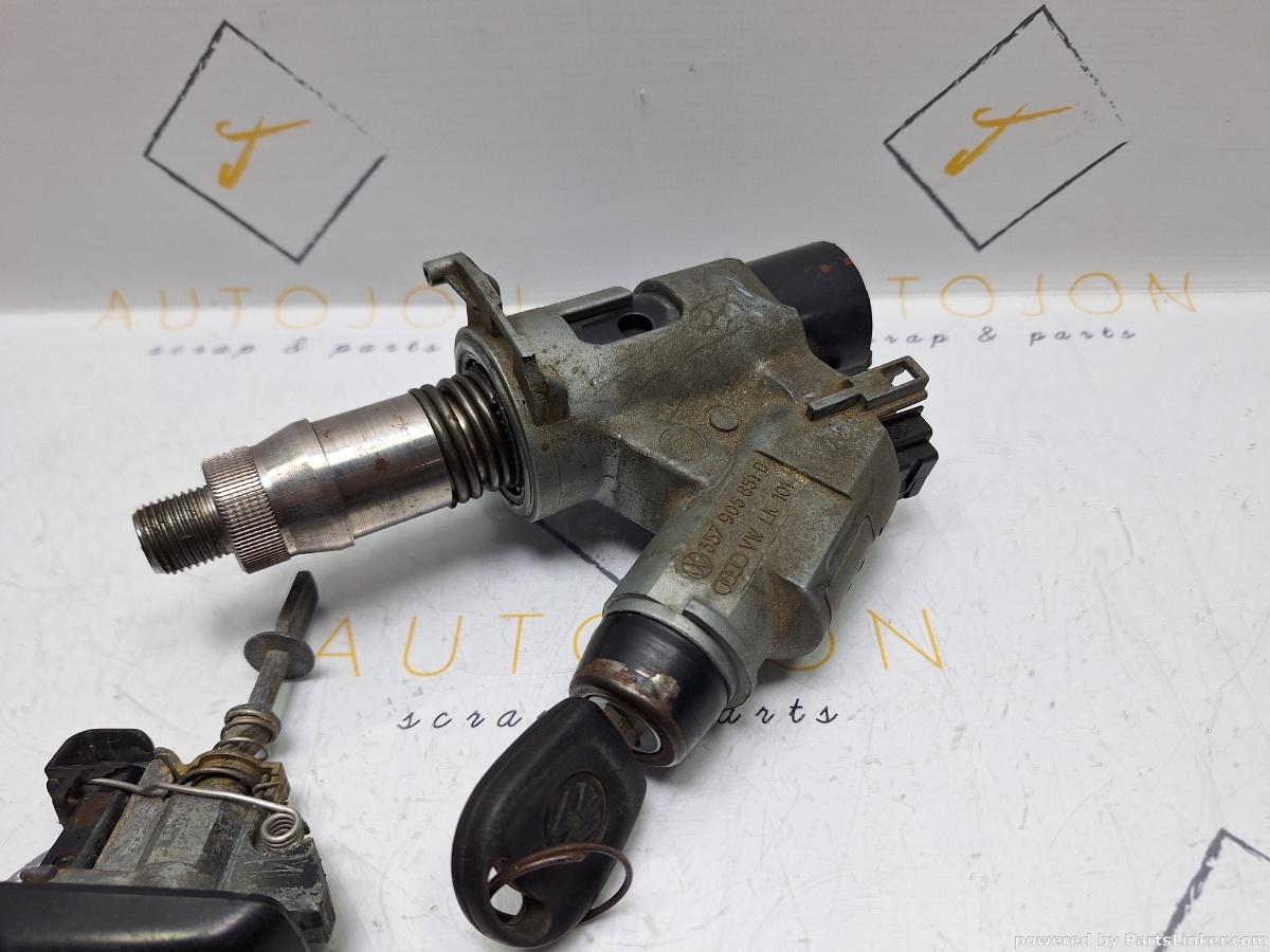 Set contact cu cheie si butuci VOLKSWAGEN GOLF III Variant (1H5) [ 1993 - 1999 ] TDI (1Z, AHU, ALE) 66KW|90HP OEM 357905851D