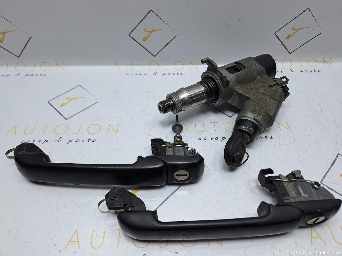 Set contact cu cheie si butuci VOLKSWAGEN GOLF III Variant (1H5) [ 1993 - 1999 ] TDI (1Z, AHU, ALE) 66KW|90HP OEM 357905851D