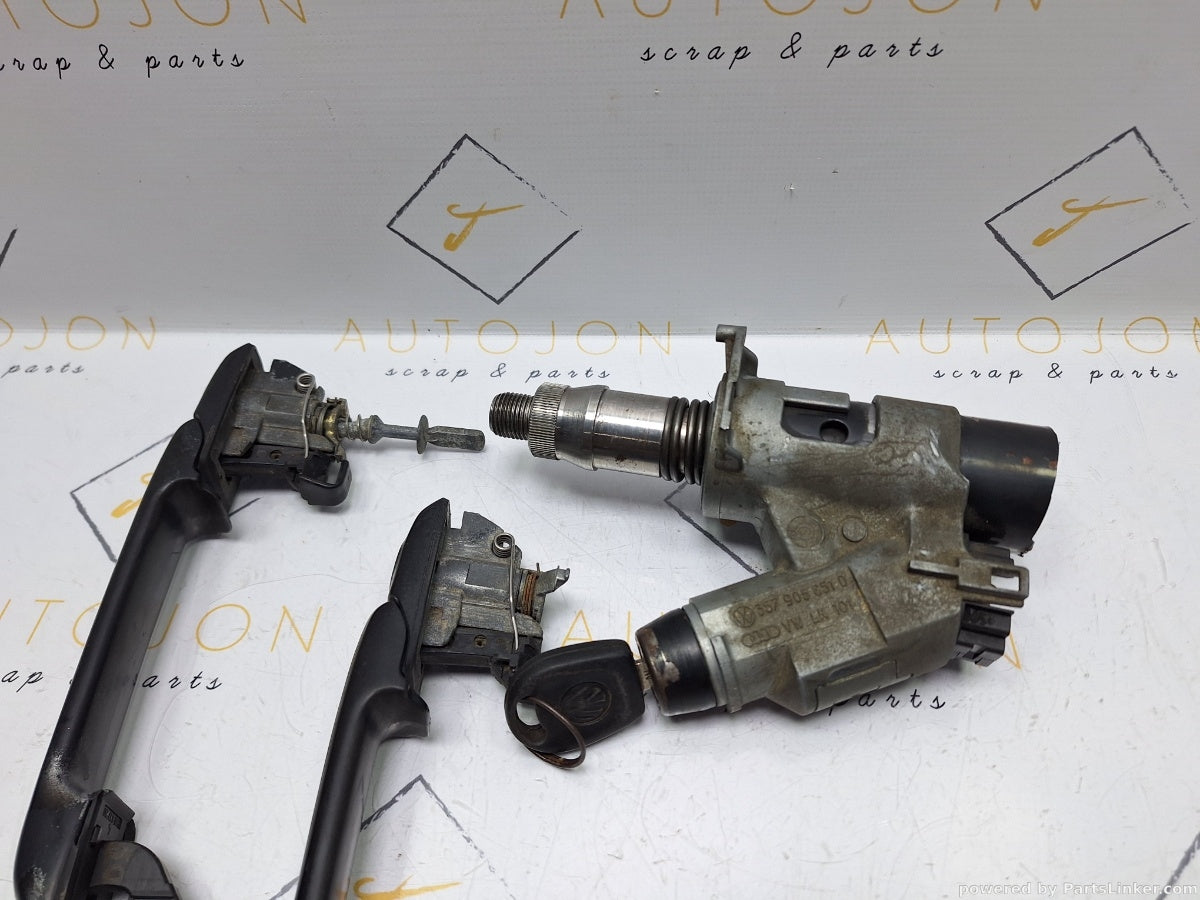 Set contact cu cheie si butuci VOLKSWAGEN GOLF III Variant (1H5) [ 1993 - 1999 ] TDI (1Z, AHU, ALE) 66KW|90HP 357905851D