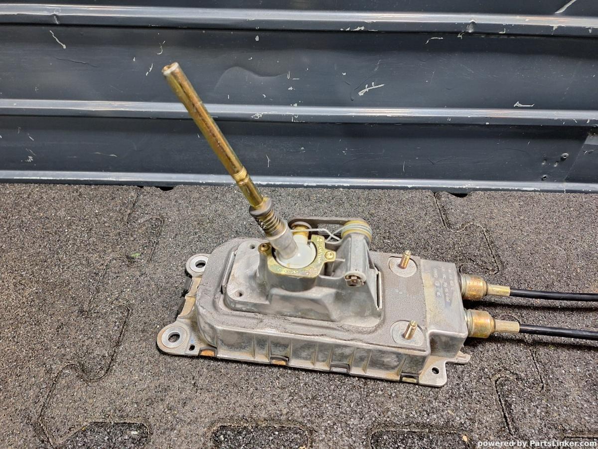 Timonerie VOLKSWAGEN GOLF IV Variant (1J5) [ 1999 - 2006 ] TDI (ATD, AXR) 74KW|101HP OEM 1J0711061C