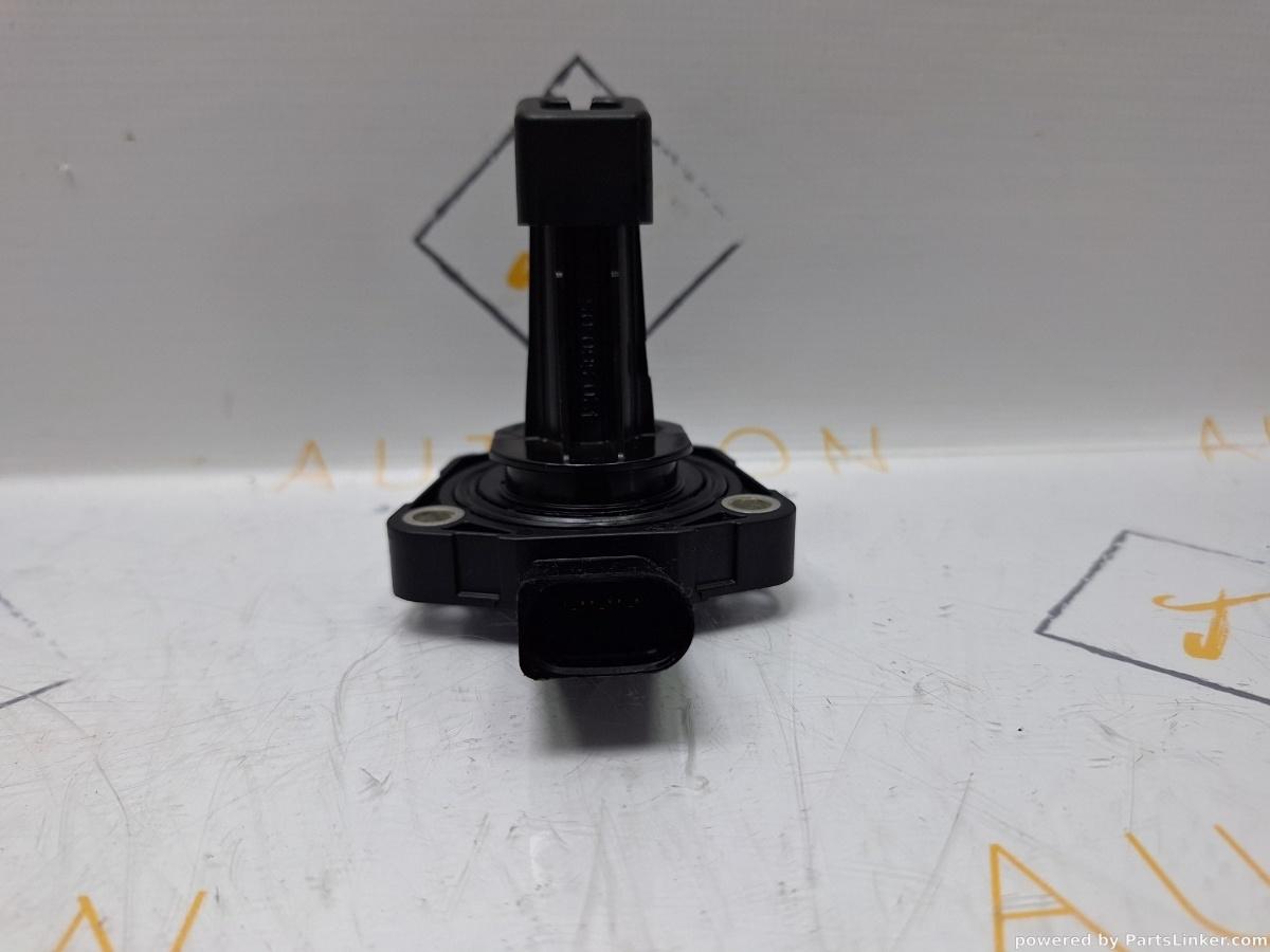 Senzor nivel ulei VOLKSWAGEN PASSAT (362) [ 2010 - 2014 ] TDI (CFFB) 103KW|140HP OEM 03C907660G