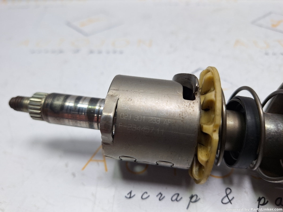 Cautator viteze VOLKSWAGEN GOLF IV (1J1) [ 1997 - 2007 ] TDI (ATD, AXR) 74KW|101HP 02J301233AF