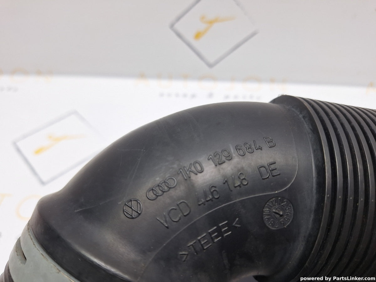 Conducta admisie filtru aer VOLKSWAGEN GOLF V (1K1) [ 2003 - 2009 ] TDI (BKC, BLS, BXE) 77KW|105HP 1K0129684B