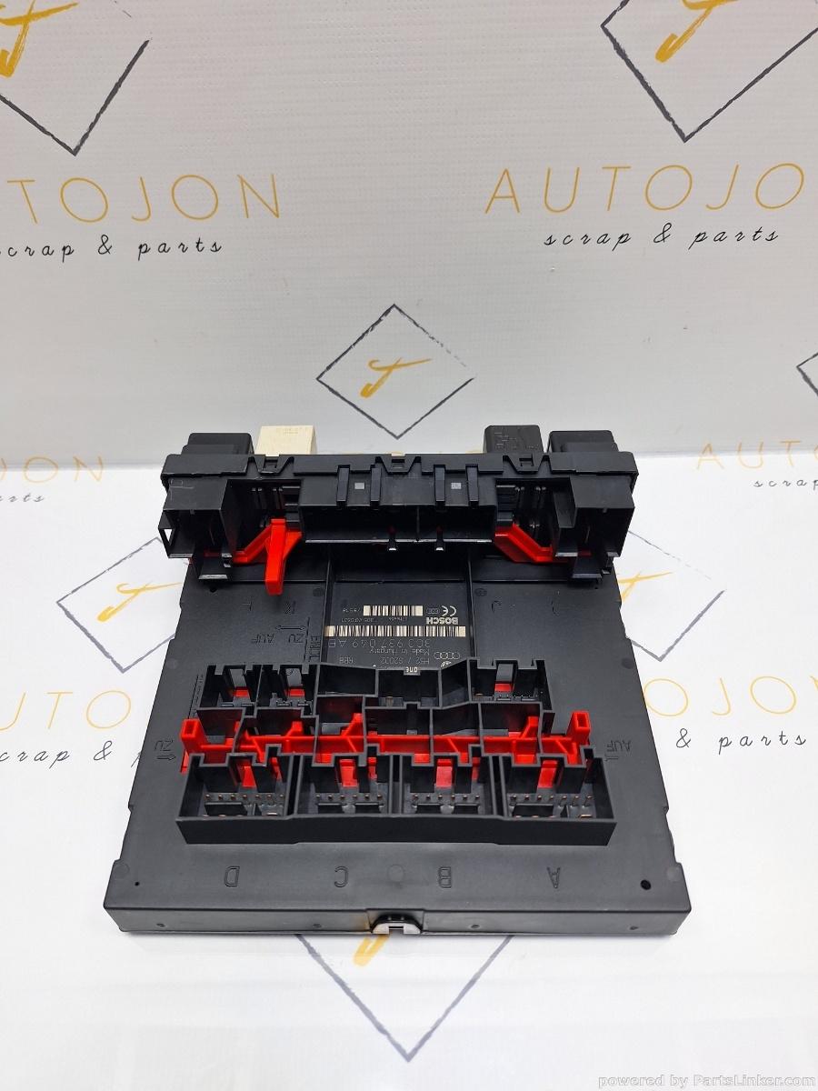 Calculator lumini VOLKSWAGEN GOLF V (1K1) [ 2003 - 2009 ] TDI (BKC, BLS, BXE) 77KW|105HP OEM 3C0937049AE