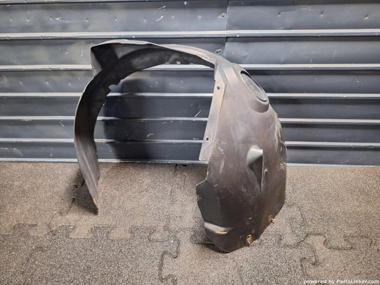 Carenaj roata stanga fata VOLKSWAGEN PASSAT Variant (3B6) [ 2000 - 2005 ] TDI (AVB) 74KW|101HP OEM 3B0809961F