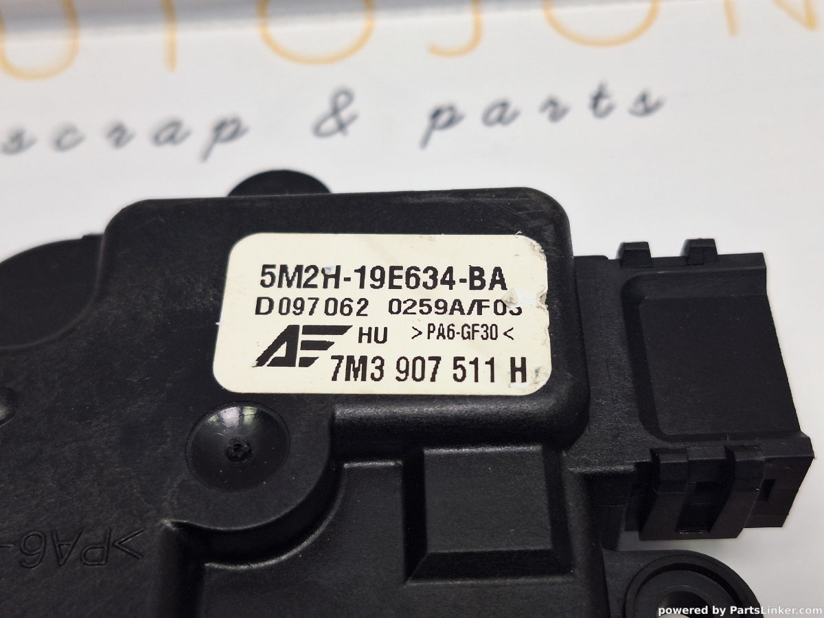 Motoras clapeta aeroterma VOLKSWAGEN SHARAN (7M8, 7M9, 7M6) [ 1995 - 2010 ] TDI (BRT) 103KW|140HP 7M3907511H