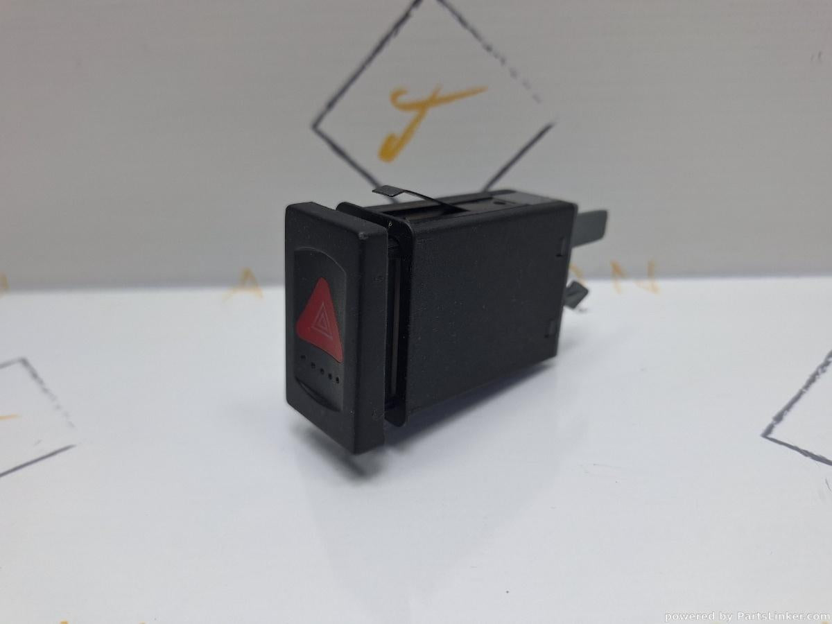 Buton avarie VOLKSWAGEN SHARAN (7M8, 7M9, 7M6) [ 1995 - 2010 ] TDI (BRT) 103KW|140HP OEM 7M3953235