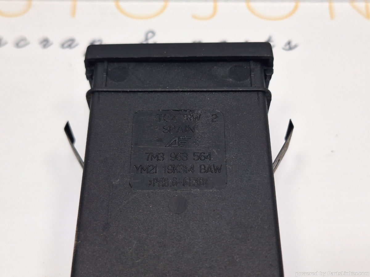 Buton incalzire scaun dreapta fata VOLKSWAGEN SHARAN (7M8, 7M9, 7M6) [ 1995 - 2010 ] TDI (BRT) 103KW|140HP 7M3963564