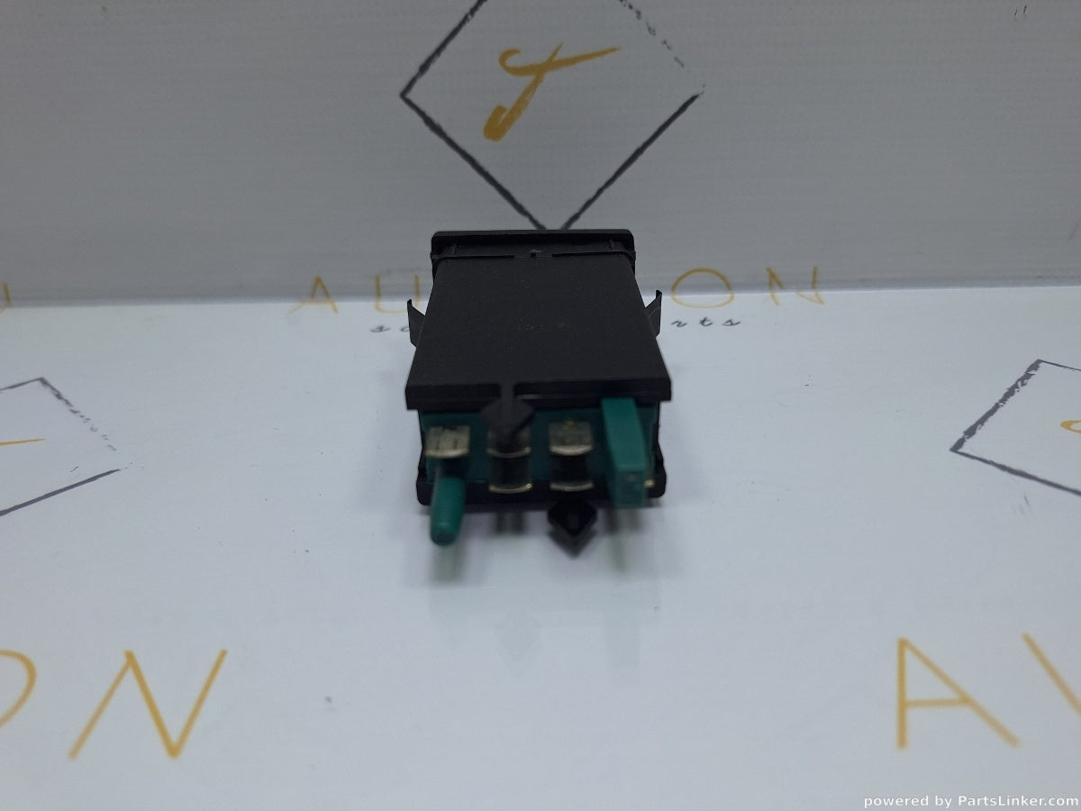 Buton incalzire scaun stanga fata VOLKSWAGEN SHARAN (7M8, 7M9, 7M6) [ 1995 - 2010 ] TDI (BRT) 103KW|140HP 7M3963563