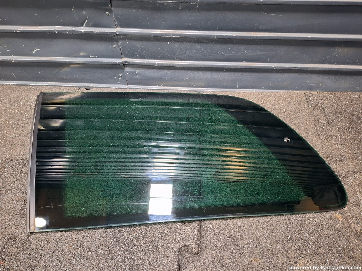 Geam pivotant lateral stanga spate VOLKSWAGEN SHARAN (7M8, 7M9, 7M6) [ 1995 - 2010 ] TDI (BRT) 103KW|140HP 7M3845317A