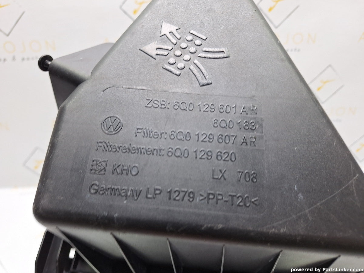 Carcasa filtru aer VOLKSWAGEN POLO (9N_) [ 2001 - 2012 ] TDI (AMF, BAY) 55KW|75HP 6Q0129601AR
