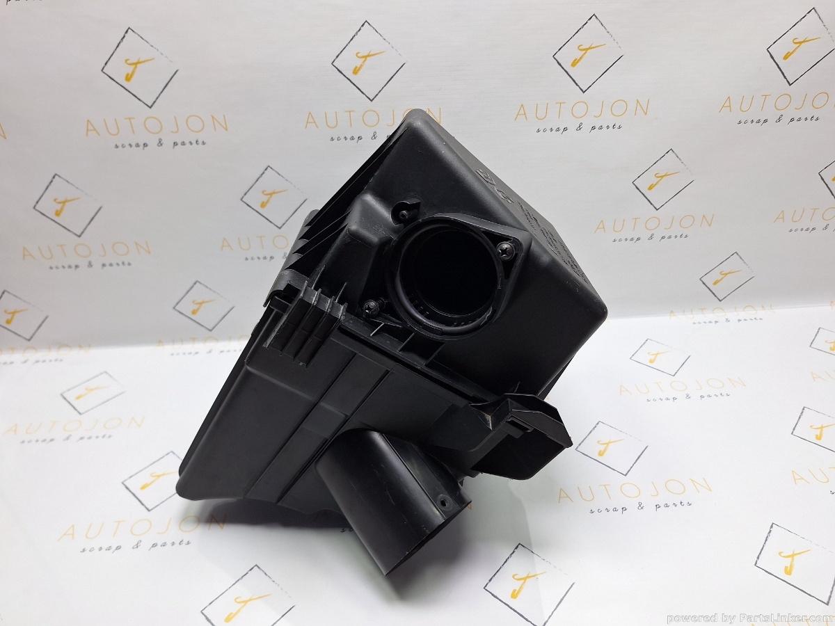 Carcasa filtru aer VOLKSWAGEN POLO (9N_) [ 2001 - 2012 ] TDI (AMF, BAY) 55KW|75HP OEM 6Q0129601AR