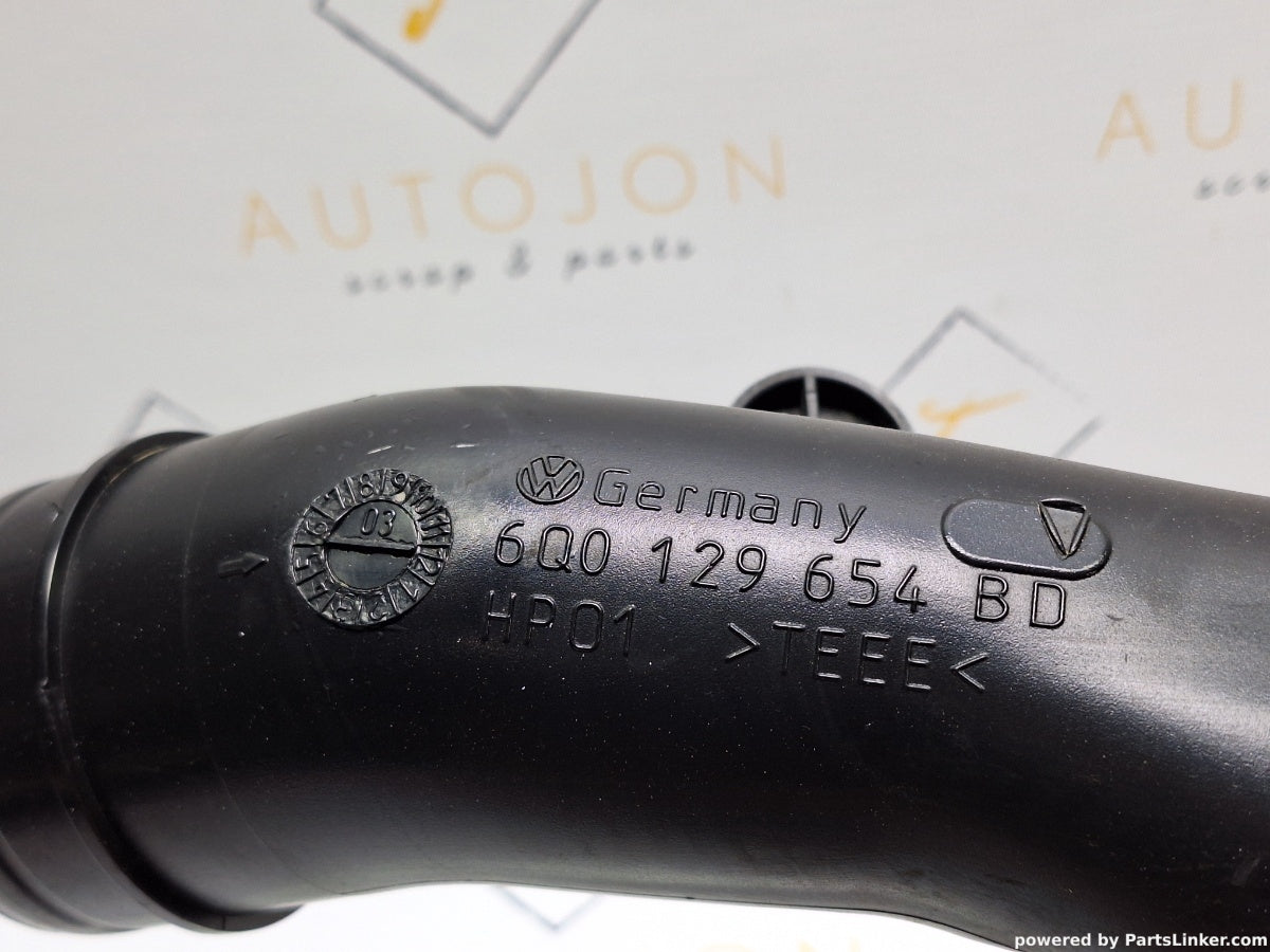 Conducta admisie aer VOLKSWAGEN POLO (9N_) [ 2001 - 2012 ] TDI (AMF, BAY) 55KW|75HP 6Q0129654BD
