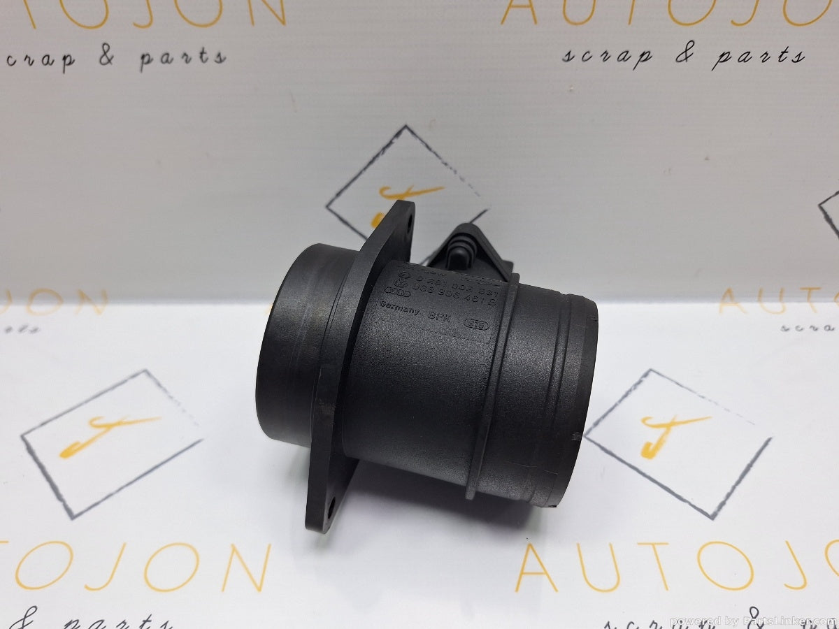 Debitmetru aer VOLKSWAGEN POLO (9N_) [ 2001 - 2012 ] TDI (AMF, BAY) 55KW|75HP BOSCH 0281002531 038906461B