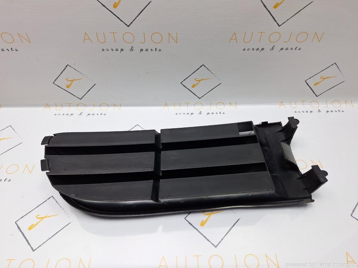Grila proiector Stanga VOLKSWAGEN POLO (9N_) [ 2001 - 2012 ] TDI (AMF, BAY) 55KW|75HP OEM 6Q0853665