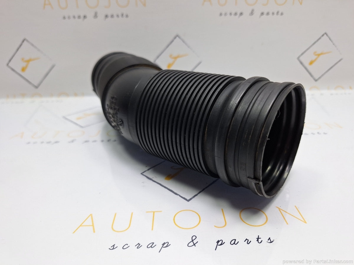 Conducta admisie filtru aer VOLKSWAGEN POLO (9N_) [ 2001 - 2012 ] TDI (AMF, BAY) 55KW|75HP 6Q0129684C