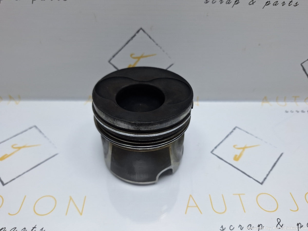 Piston 1/2 VOLKSWAGEN POLO (9N_) [ 2001 - 2012 ] TDI (AMF, BAY) 55KW|75HP 045107065AN