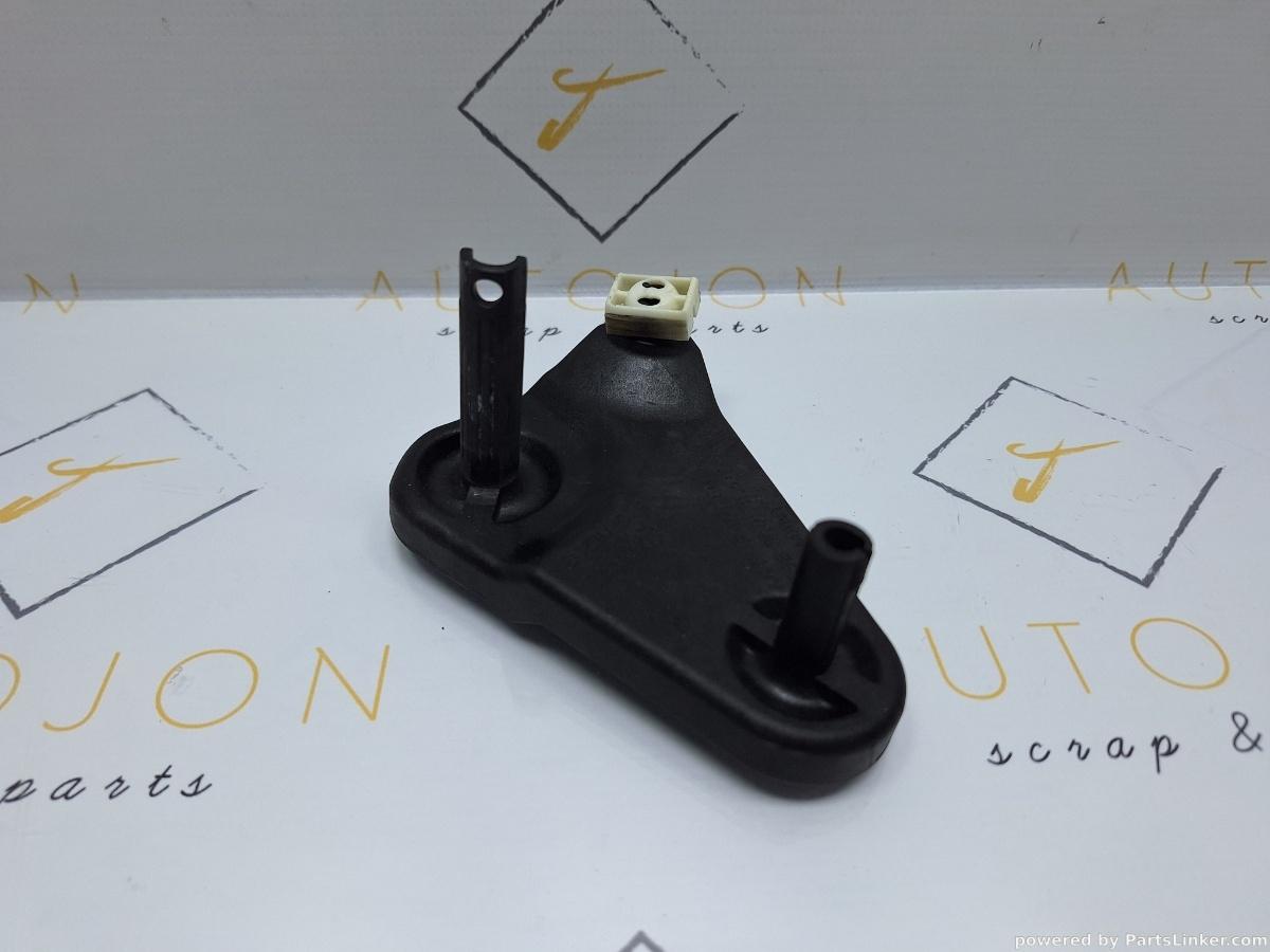 Parghie prindere sufe timonerie VOLKSWAGEN PASSAT (365) [ 2010 - 2014 ] 1.6 TDi BlueMotion (CAYC) 77KW|105HP OEM 5K0711203A