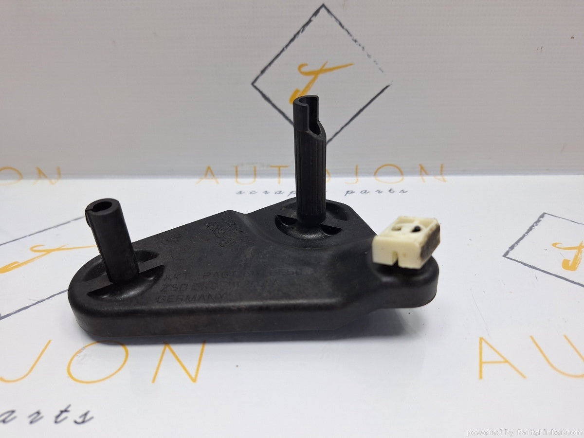 Parghie prindere sufe timonerie VOLKSWAGEN PASSAT (365) [ 2010 - 2014 ] 1.6 TDi BlueMotion (CAYC) 77KW|105HP 5K0711203A