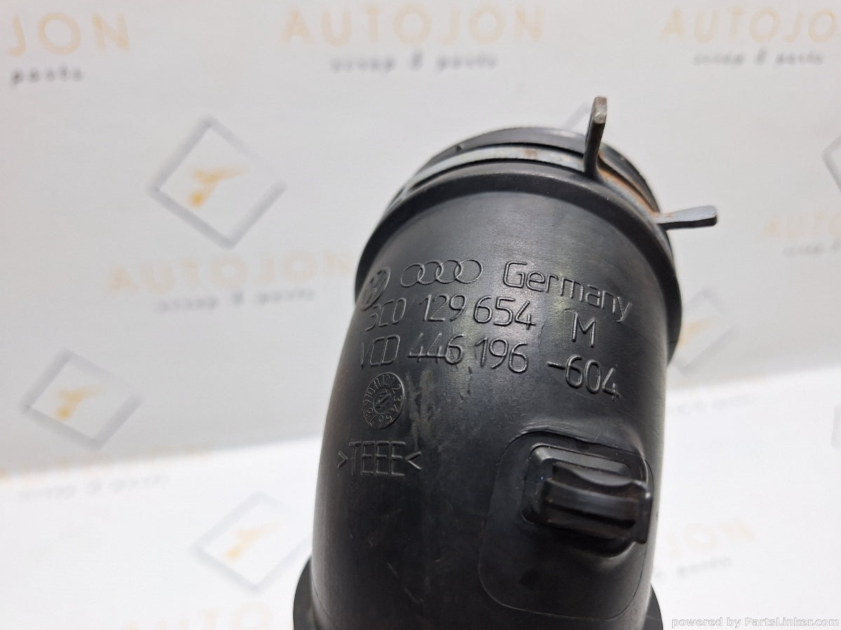 Conducta admisie aer VOLKSWAGEN PASSAT (365) [ 2010 - 2014 ] 1.6 TDi BlueMotion (CAYC) 77KW|105HP 3C0129654M