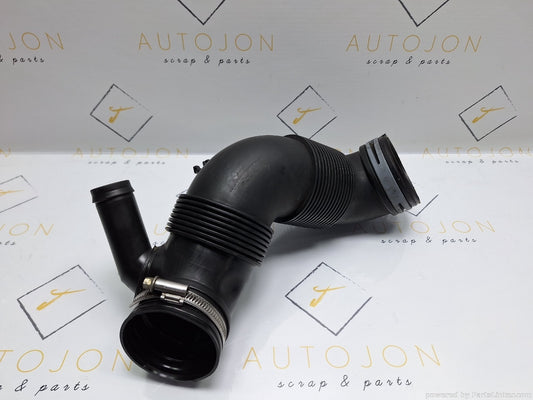 Conducta admisie aer VOLKSWAGEN PASSAT (365) [ 2010 - 2014 ] 1.6 TDi BlueMotion (CAYC) 77KW|105HP 3C0129654M