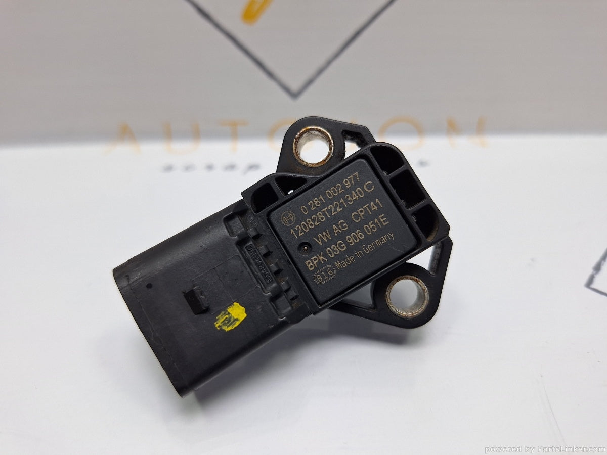 Senzor MAP VOLKSWAGEN PASSAT (365) [ 2010 - 2014 ] 1.6 TDi BlueMotion (CAYC) 77KW|105HP BOSCH 0281002977 03G906051E