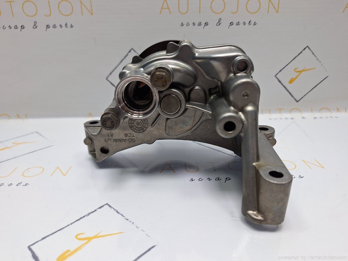 Pompa ulei VOLKSWAGEN PASSAT (365) [ 2010 - 2014 ] 1.6 TDi BlueMotion (CAYC) 77KW|105HP 03L115105C