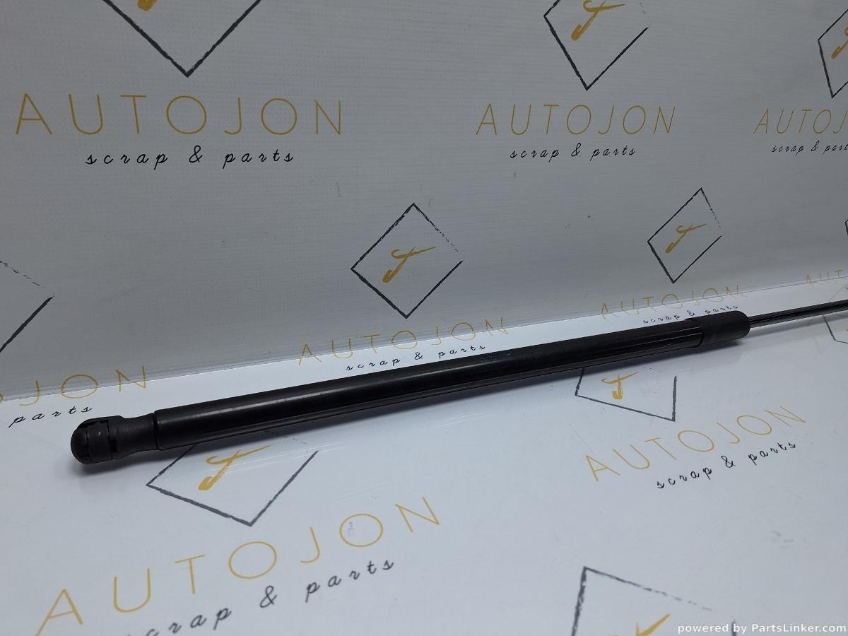 Amortizor capota VOLKSWAGEN PASSAT (365) [ 2010 - 2014 ] 1.6 TDi BlueMotion (CAYC) 77KW|105HP OEM 3AA823359A