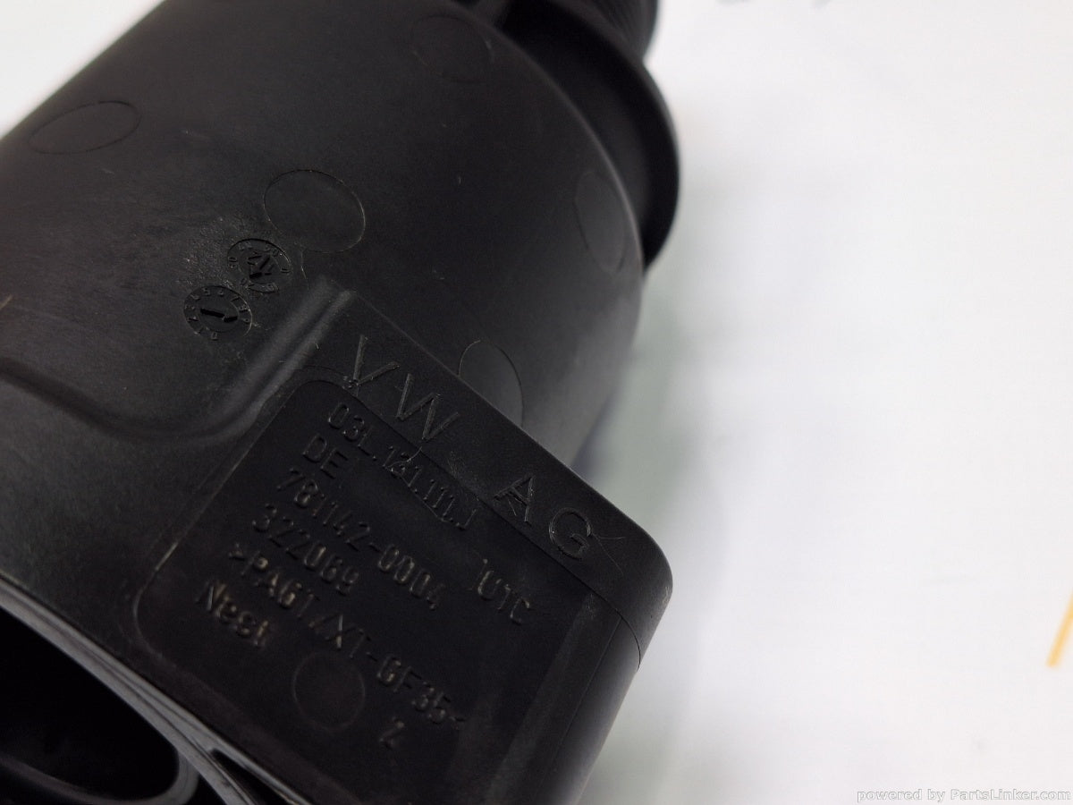 Cupla furtun intercooler VOLKSWAGEN PASSAT (365) [ 2010 - 2014 ] 1.6 TDi BlueMotion (CAYC) 77KW|105HP 03L131111J