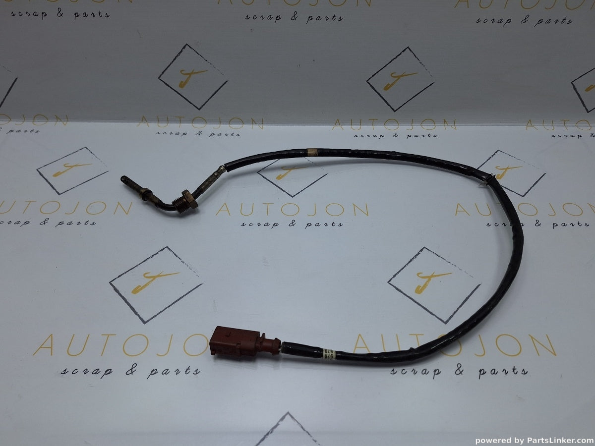 Senzor temperatura gaze VOLKSWAGEN PASSAT (365) [ 2010 - 2014 ] 1.6 TDi BlueMotion (CAYC) 77KW|105HP 03L906088AJ