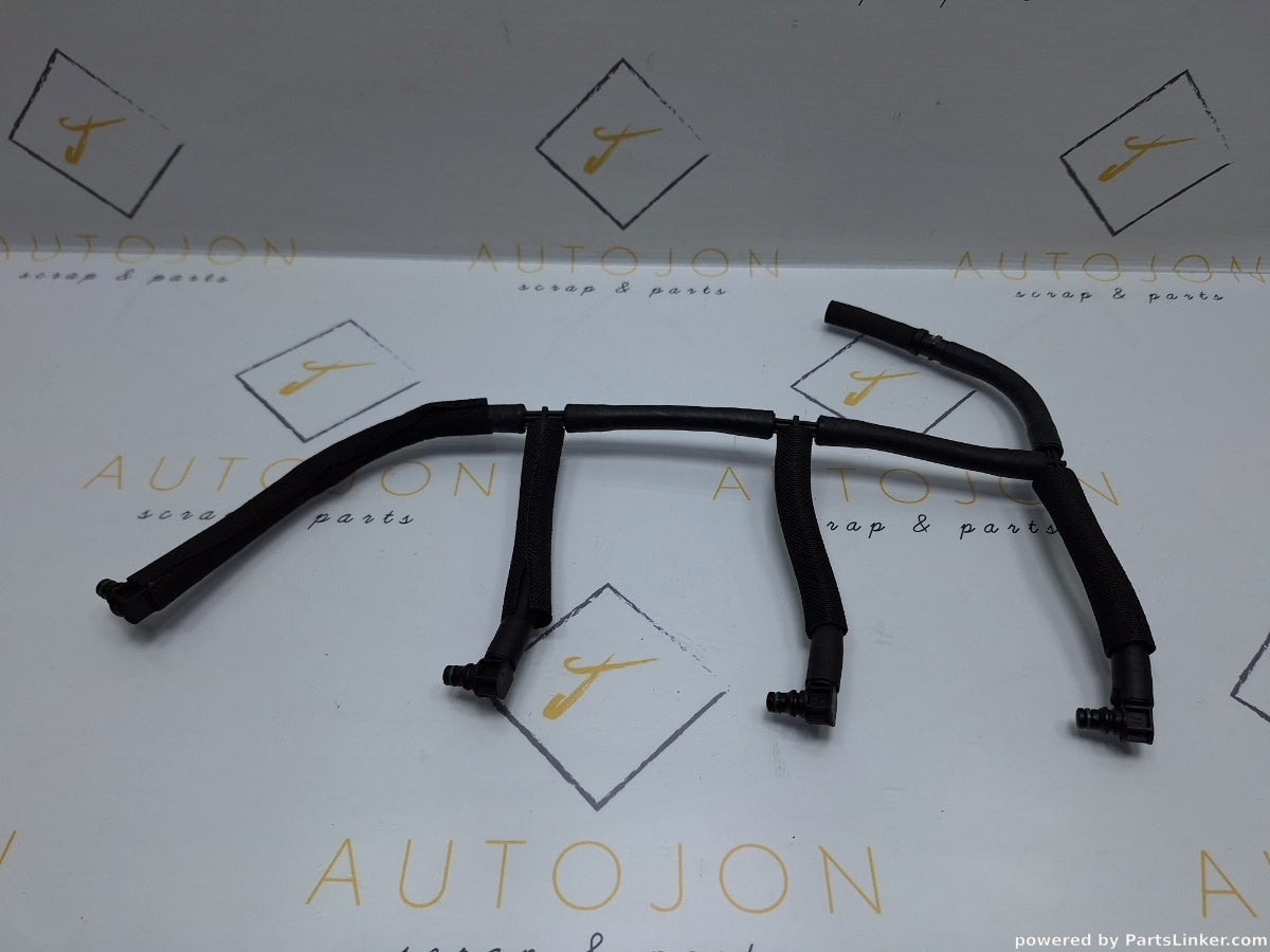 Rampa retur injectoare VOLKSWAGEN PASSAT (365) [ 2010 - 2014 ] 1.6 TDi BlueMotion (CAYC) 77KW|105HP 03L130235AG